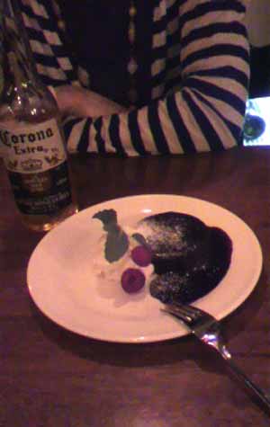 demicafe110503.jpg