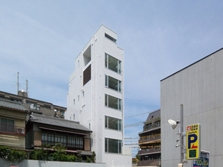 facade3.jpg