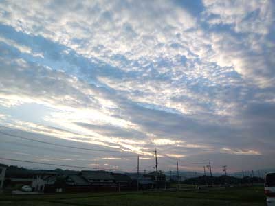 oo121022_空.jpg